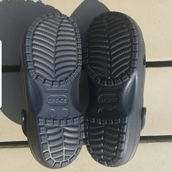Crocs classic clogs W size 11 M size 9 NWOT - Picture 10 of 10